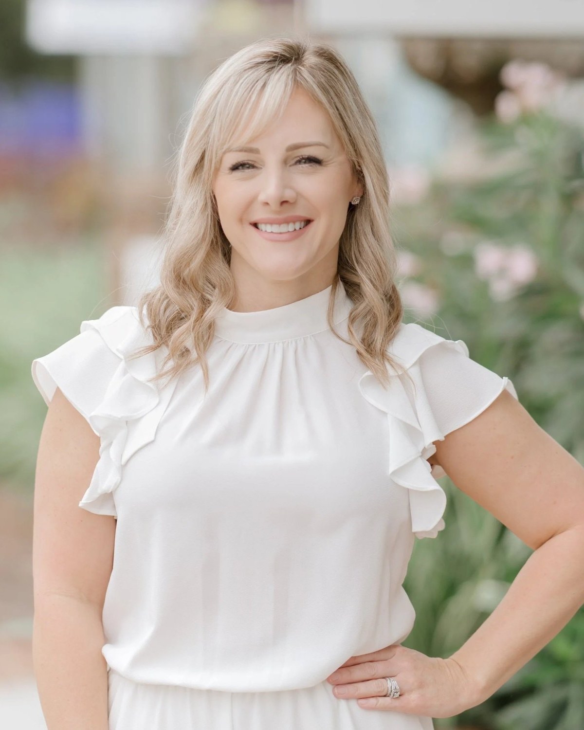 Ashlynn Salter, REALTOR with Waters Edge Realty in Fairhope, Alabama